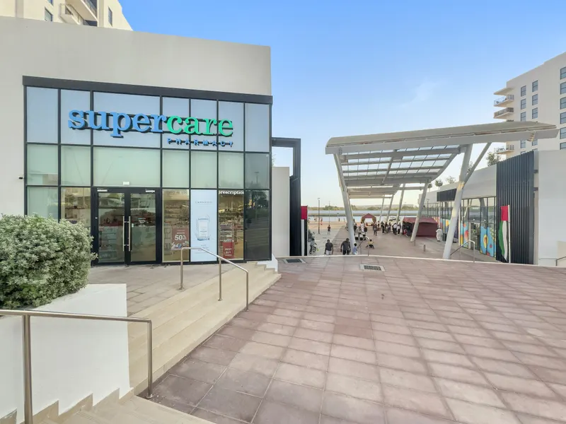 2BR Spacious Apt – Ferrari World & Yas Mall