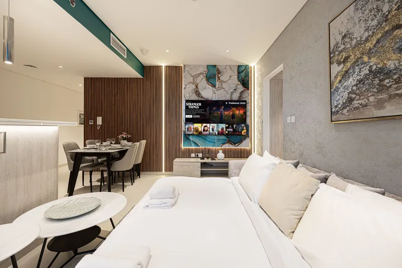 Modern 1BR Paradise - Beach & Infinity Pool Access