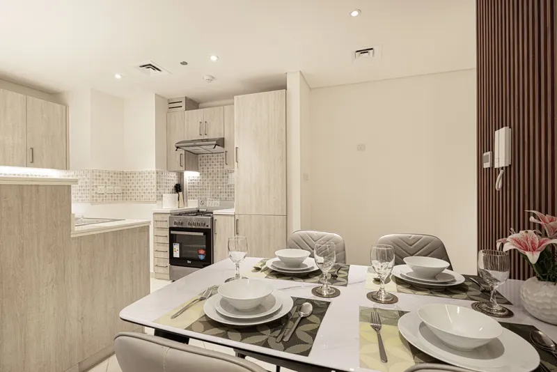 Modern 1BR Paradise - Beach & Infinity Pool Access