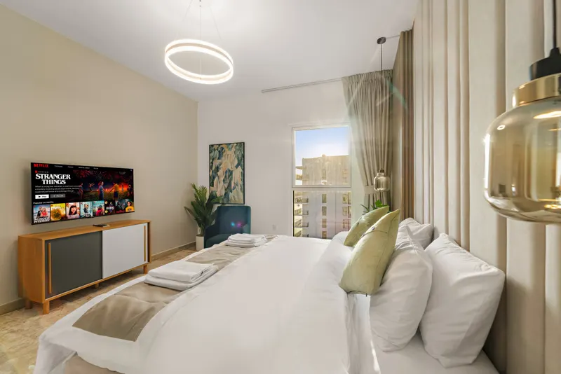 3BR + Maid | Canal View