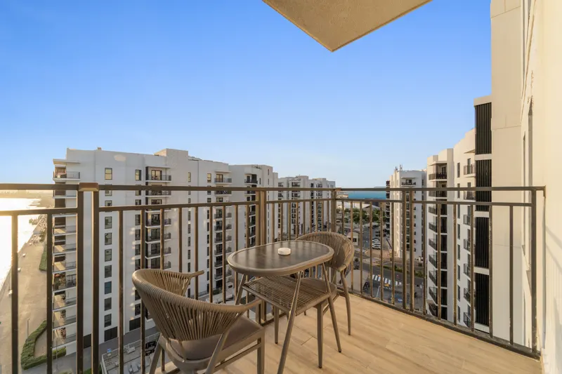 3BR + Maid | Canal View