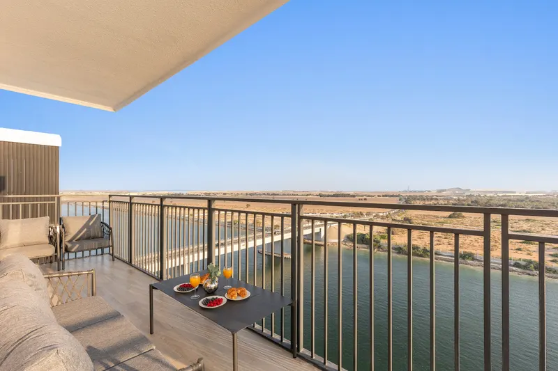 Premium Apartment - Near Yas Mall & Ferrari World