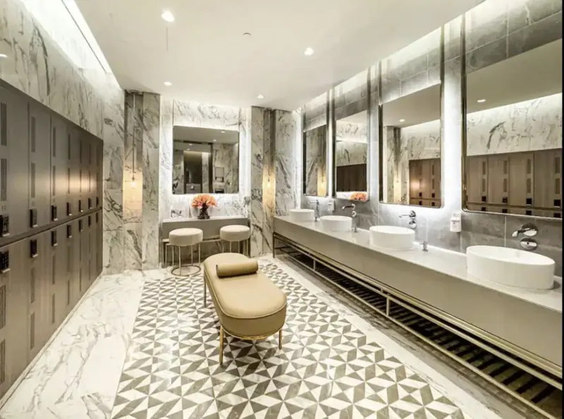 Stunning 2BR w/ Seaview- Infinity Pool & Burj View