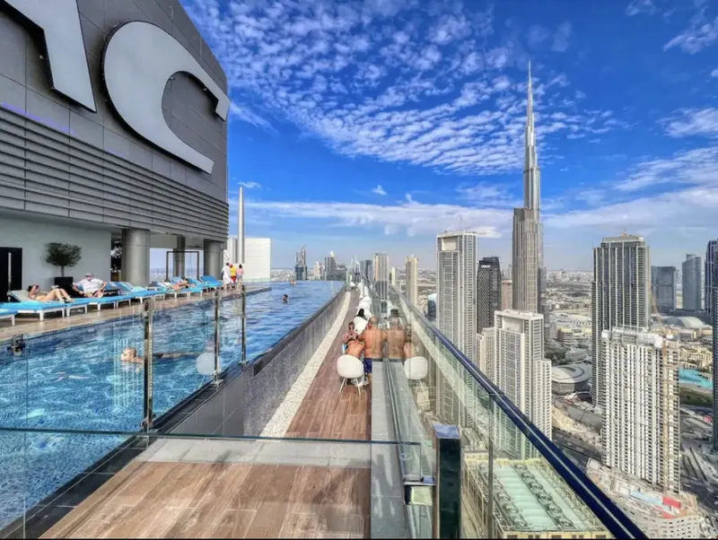 Stunning 2BR w/ Seaview- Infinity Pool & Burj View