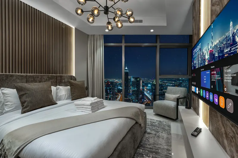 Stunning 2BR w/ Seaview- Infinity Pool & Burj View