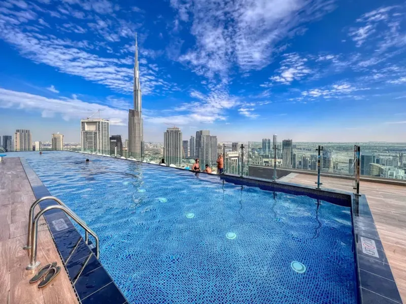 Radiant 3BR Apt w/ Seaview-Infinity Pool/BurjViews