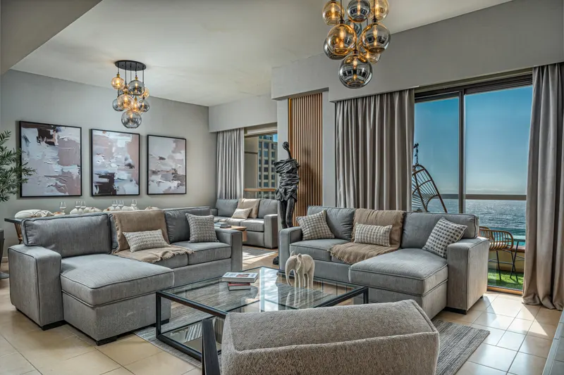 2BR Dubai Eye View Unit - Beach & Steps to Marina