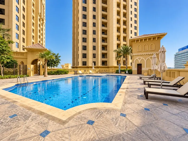 2BR Dubai Eye View Unit - Beach & Steps to Marina