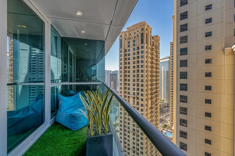 JBR Grande Living - Stunning Sea View, Pool & Gym