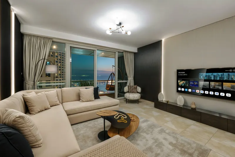 JBR Grande Living - Stunning Sea View, Pool & Gym