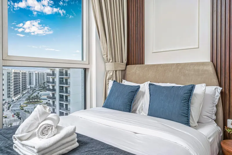 Modern Getaway - Close to Ferrari World & Yas Mall