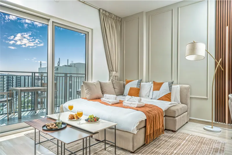Modern Getaway - Close to Ferrari World & Yas Mall
