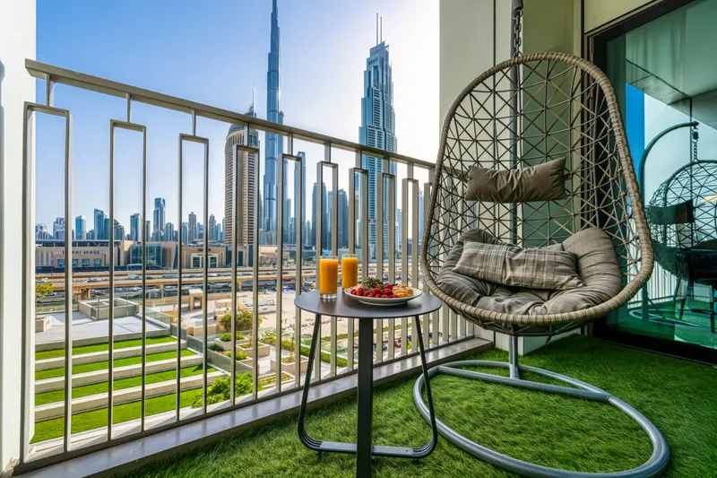 Burj Khalifa Views & Seamless Dubai Mall Access