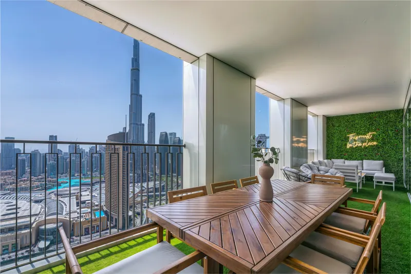 High-Rise Haven, Burj/Fountain View - Vast Outdoor