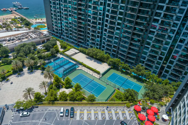 Breezy Luxe Retreat - Beach & Infinity Pool Access