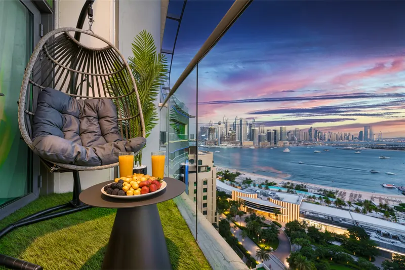 Breezy Luxe Retreat - Beach & Infinity Pool Access