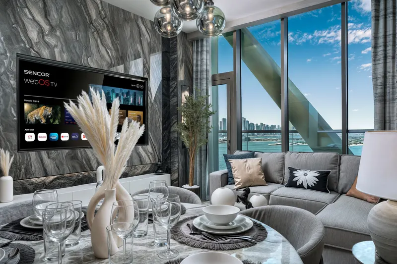 Breezy Luxe Retreat - Beach & Infinity Pool Access