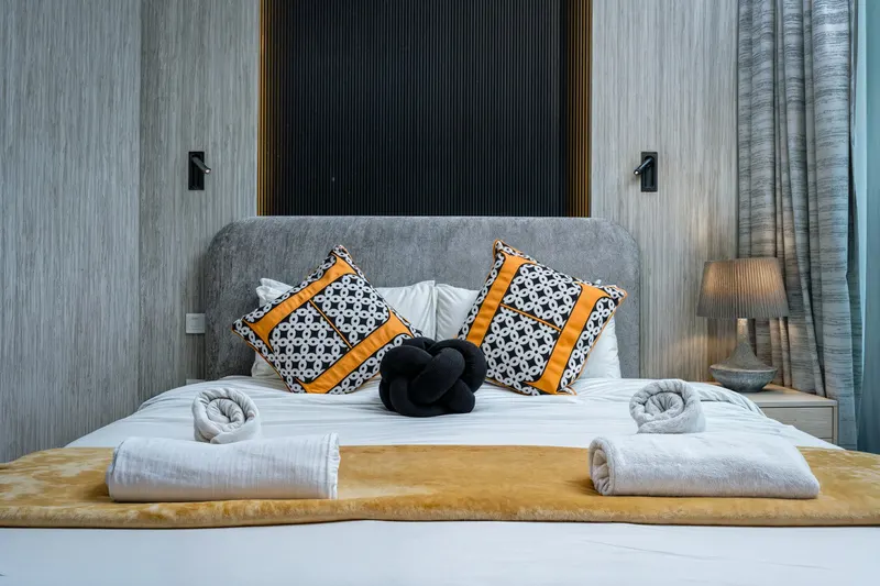 Breezy Luxe Retreat - Beach & Infinity Pool Access