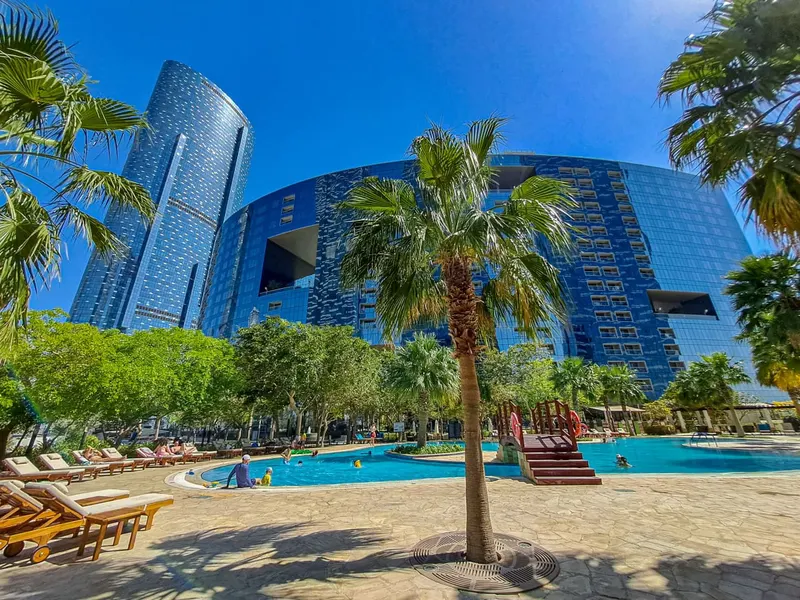 Premier Apt in Gate Tower - Pool & Gym