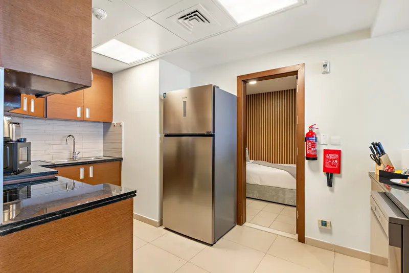 Premier Apt in Gate Tower - Pool & Gym
