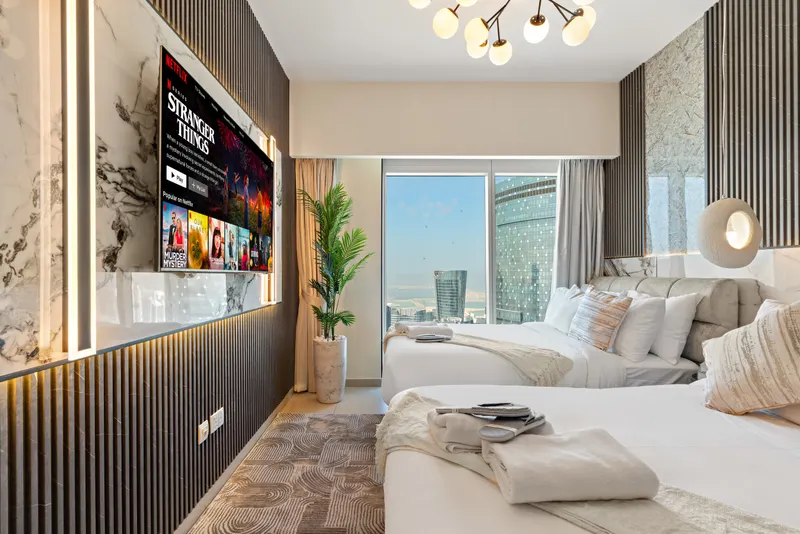 Premier Apt in Gate Tower - Pool & Gym