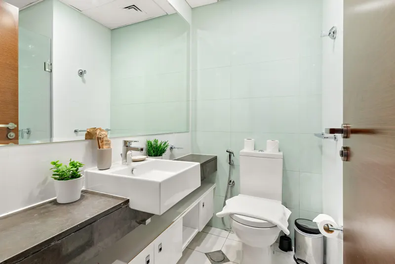 Premier Apt in Gate Tower - Pool & Gym