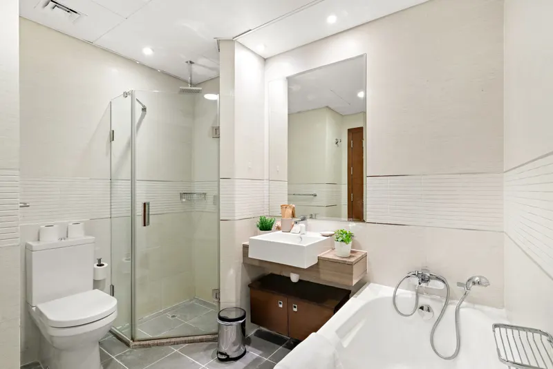Premier Apt in Gate Tower - Pool & Gym