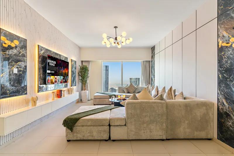 Premier Apt in Gate Tower - Pool & Gym