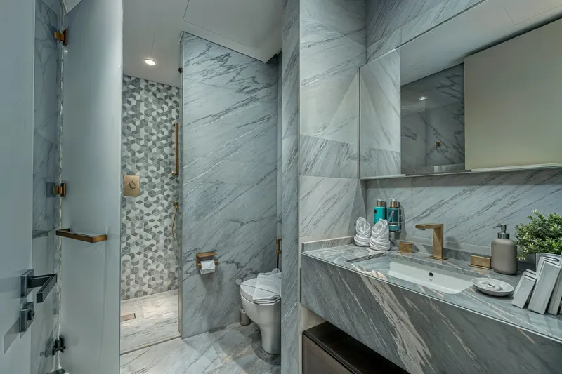 FIVE PALM Gateway | View + Pool & Beach Access