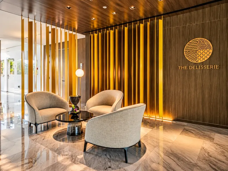 FIVE PALM Gateway | View + Pool & Beach Access