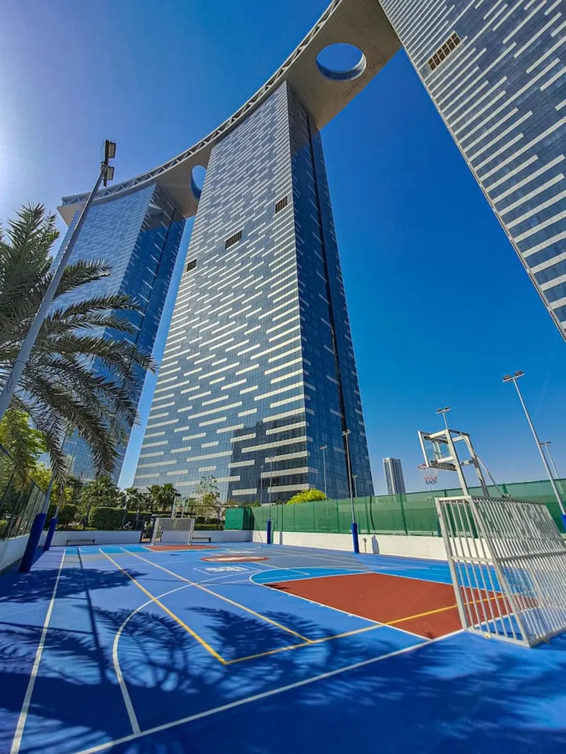 Exquisite Living in Gate Tower- Pool & Fitness