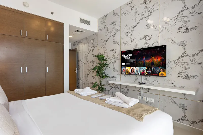 Exquisite Living in Gate Tower- Pool & Fitness