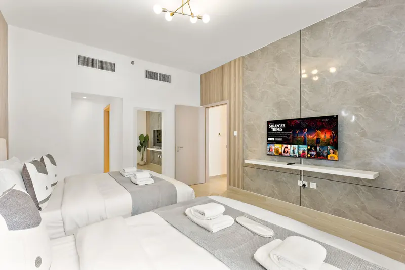 Relax in Style - Walk to Ferrari World & Yas Mall