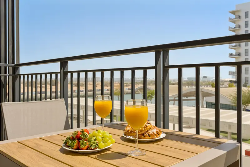 Relax in Style - Walk to Ferrari World & Yas Mall