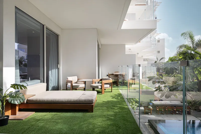 FIVE PALM Cozy Suite | View, Pool & Beach Access