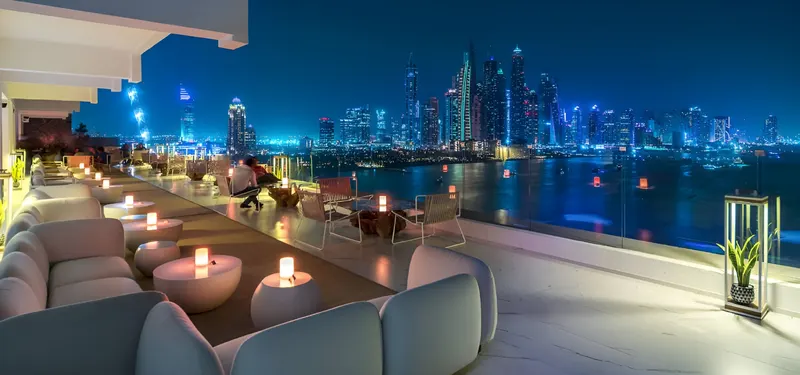 FIVE PALM Cozy Suite | View, Pool & Beach Access