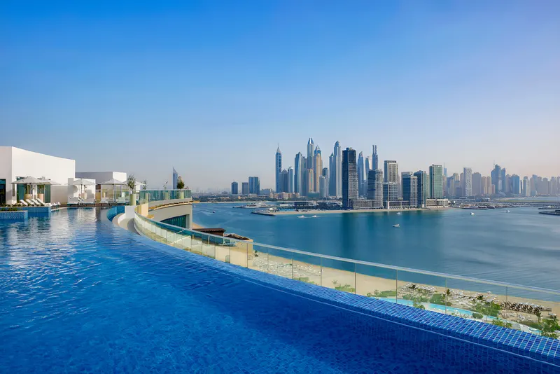 Soothing Studio Haven - Infinity Pool Access