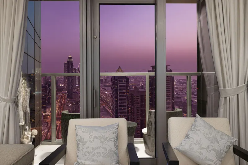 Immerse in Elegance: Infinity Pool w/ Burj View
