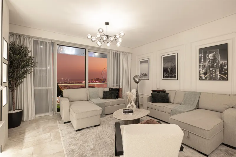 Marina Heights - Spectacular Sea Views, Pool & Gym