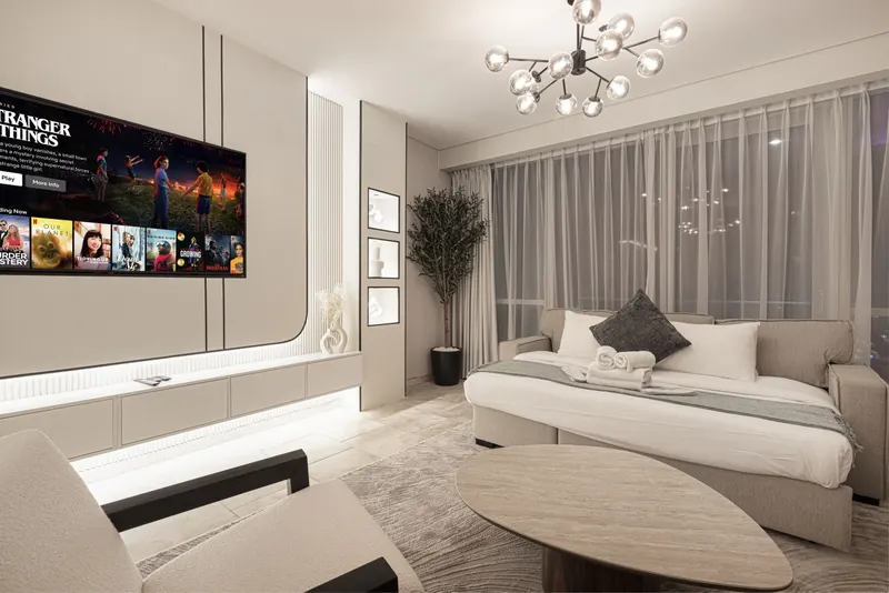 Marina Heights - Spectacular Sea Views, Pool & Gym