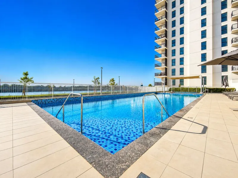 2BR Luxe Oasis – Ferrari World & Yas Mall