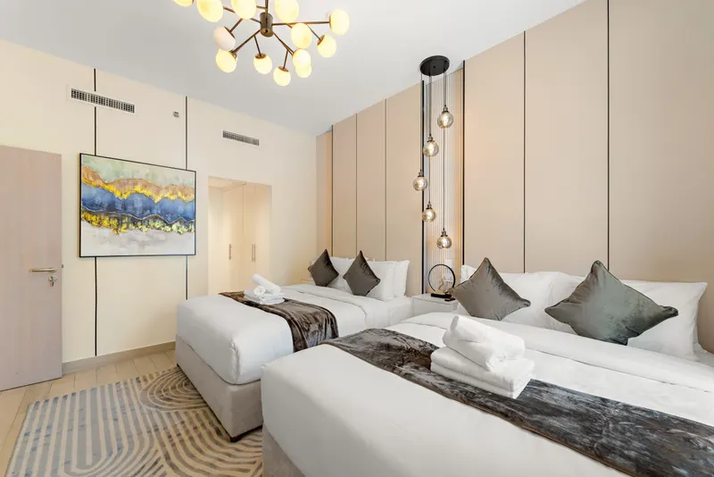 2BR Luxe Oasis – Ferrari World & Yas Mall