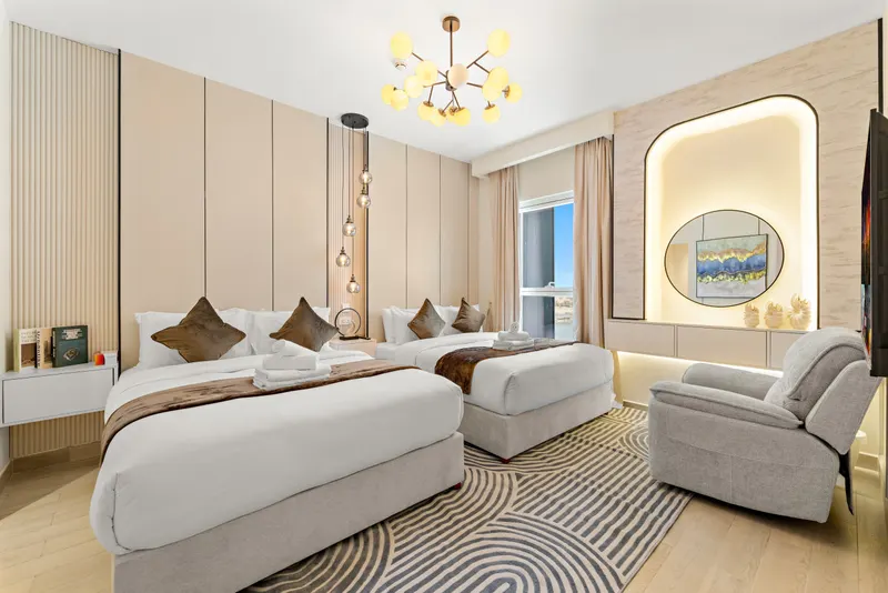 2BR Luxe Oasis – Ferrari World & Yas Mall