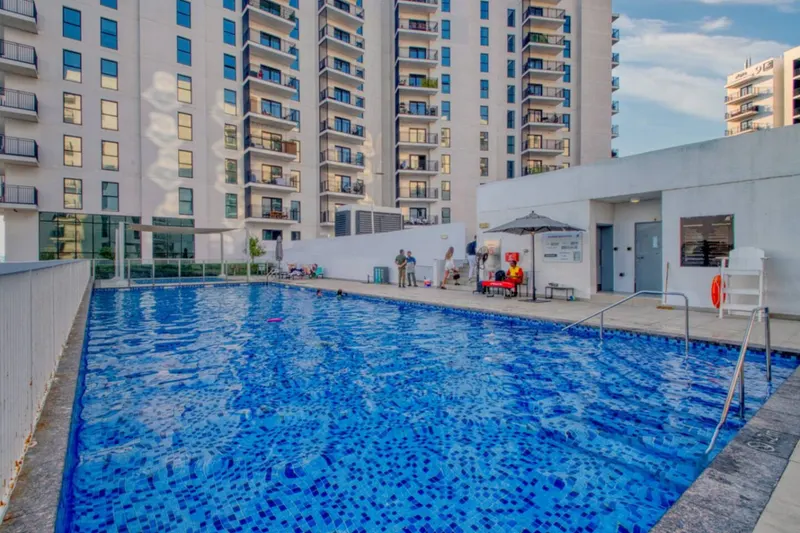 Impressive Suite - Near Yas Mall & Ferrari World