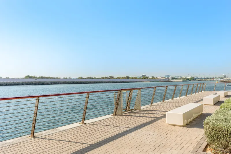 Exciting Haven - Close to Ferrari World & Yas Mall