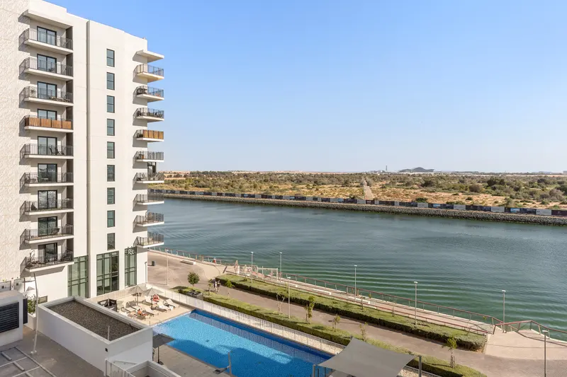 Exciting Haven - Close to Ferrari World & Yas Mall