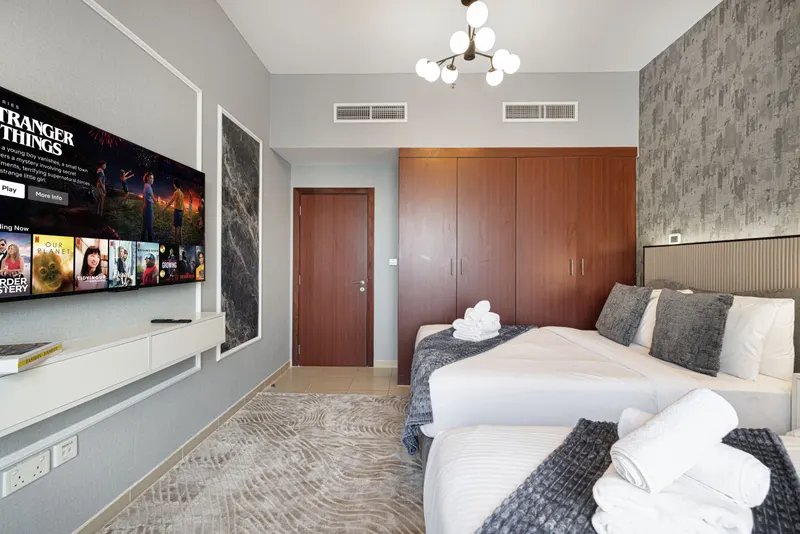 Dubai Marina Getaway | Beach Access & Iconic Views