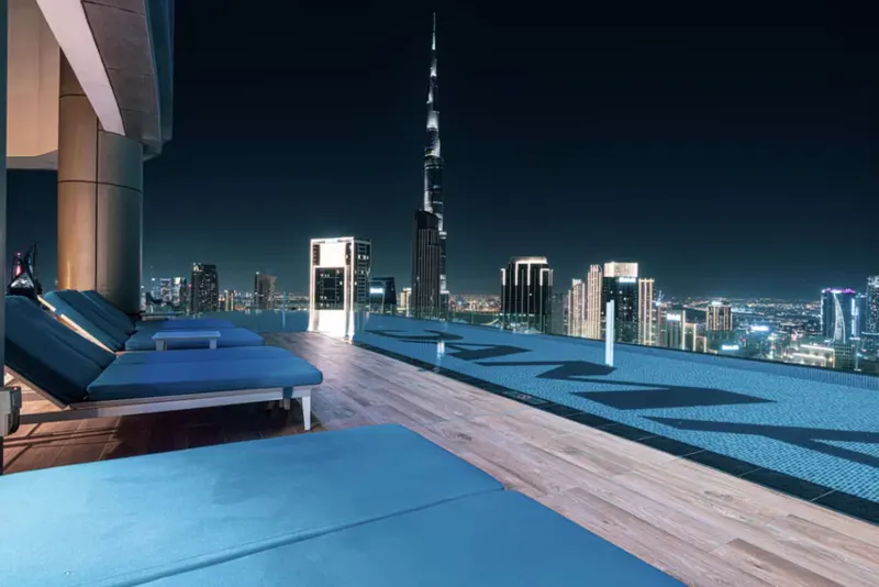Superb Location: Infinity Pool / Burj Khalifa View