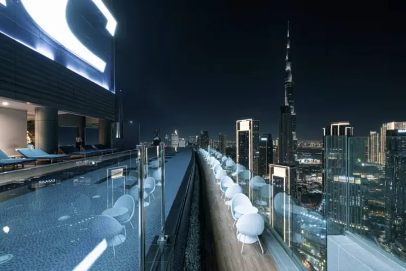 Superb Location: Infinity Pool / Burj Khalifa View