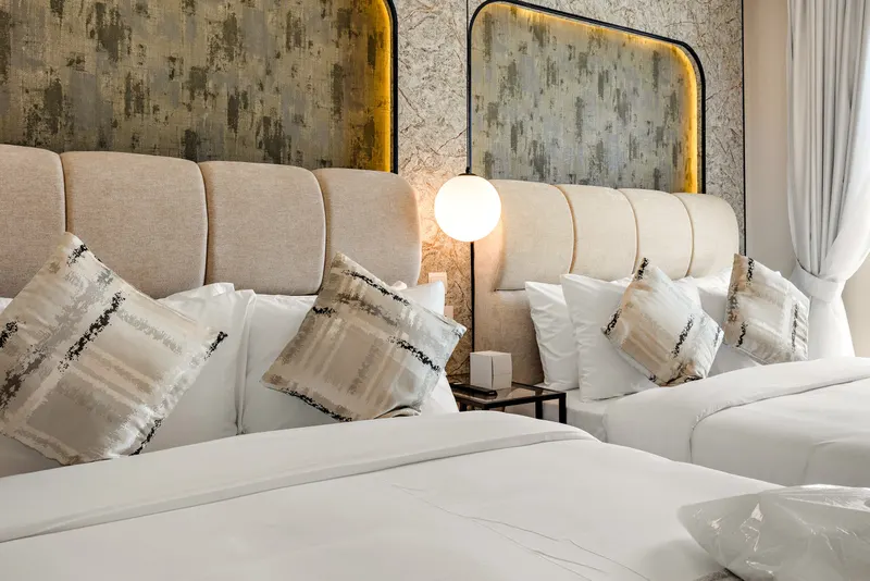 Light & Breezy Apt: Near Ferrari World & Yas Mall